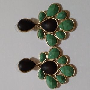 Earrings, Light Green/Black